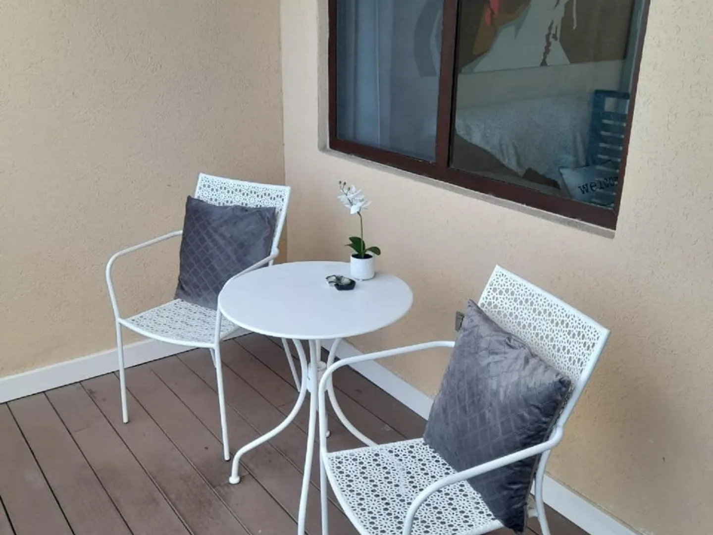 Beautiful 1-Bed Apartment In Negril Jamaica